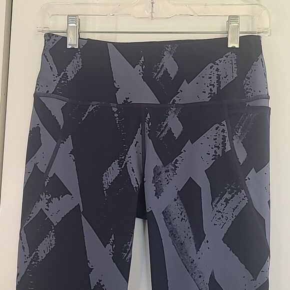 Sweaty Betty Power Workout 7/8 Gym Leggings, Blue Paint Print Size S - Picture 4 of 13